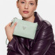 Guess Τσαντάκι χειρός Logo Pouch